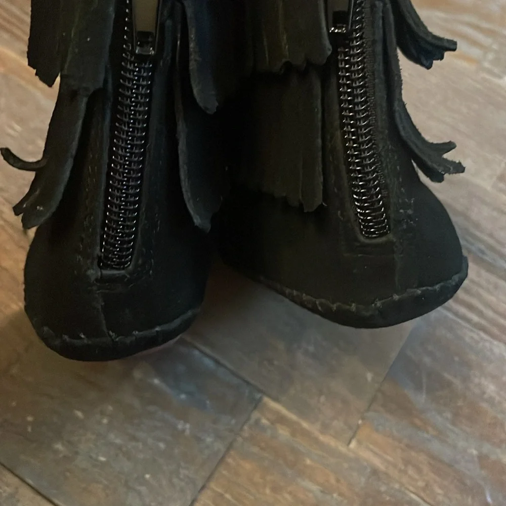 Little Love Bug Black Suede Cozy Boots🖤